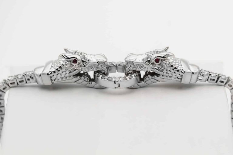 Sustainable Fashion Accessories: 4tunefashion’s Green Approach for Wholesalers