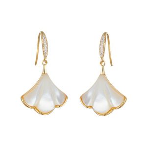 Wholesale fan-shaped natural shell earrings