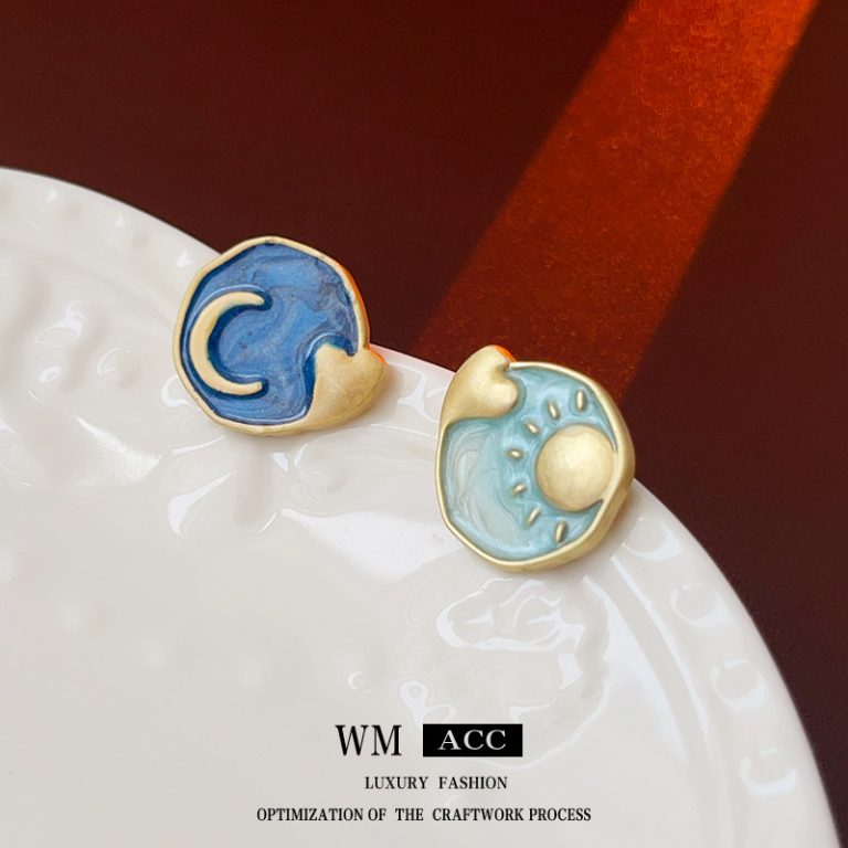 Boost Your Wholesale Business with High-Demand Earrings