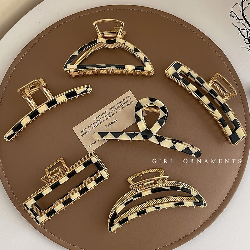 wholesale bulk order retro design hair claw metal material