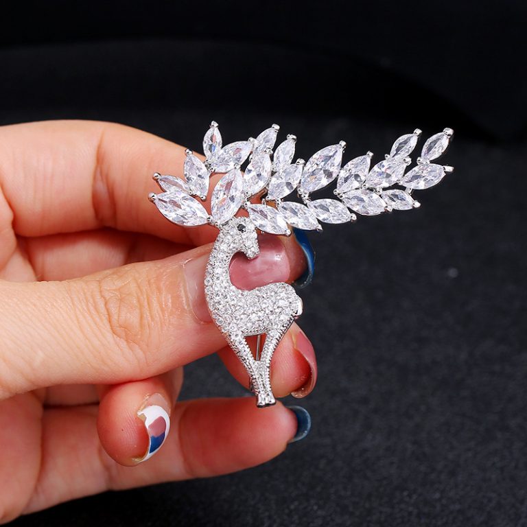 wholesale rhinestone brooch