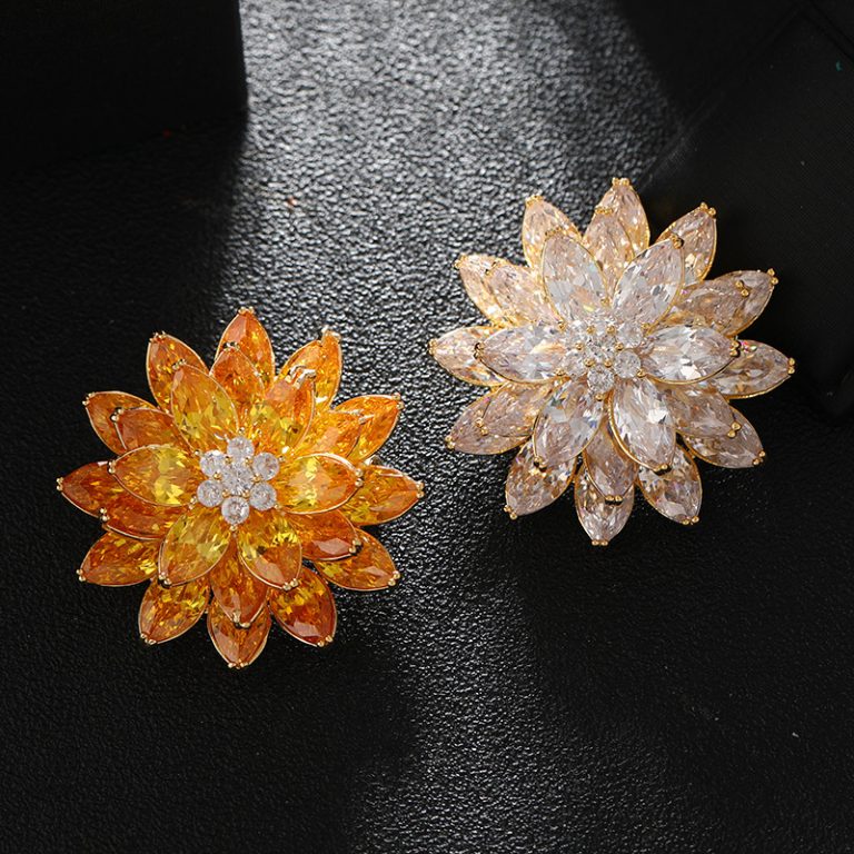 wholesale alloy brooch rhinestone