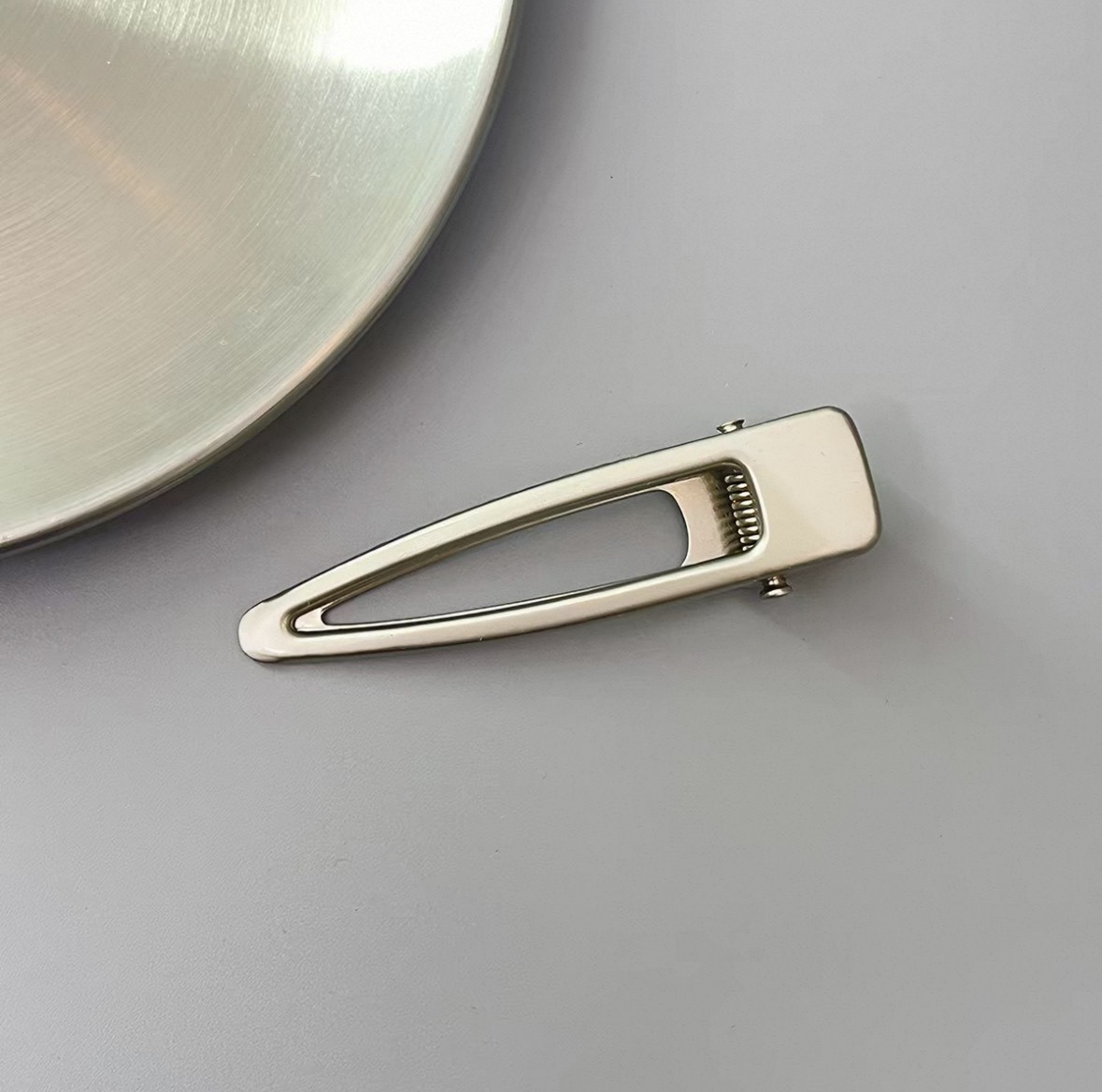 Metal hair side clips - Image 6